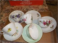 5 Cups and saucers LR Each x 5 Each x 5