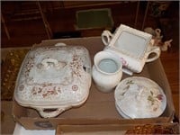 Early porcelain items TV RM