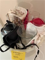 Miscellaneous kitchen ware