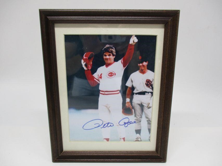 Online Only Sports Memorabilia Auction