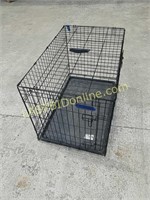 Folding wire pet kennel with tray