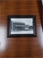 FRAMED BLACK & WHITE PICTURE OF TROTWOOD LOG HOME