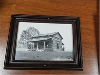 FRAMED BLACK & WHITE PICTURE OF TROTWOOD LOG HOME