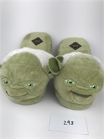 Star Wars Yoda slippers