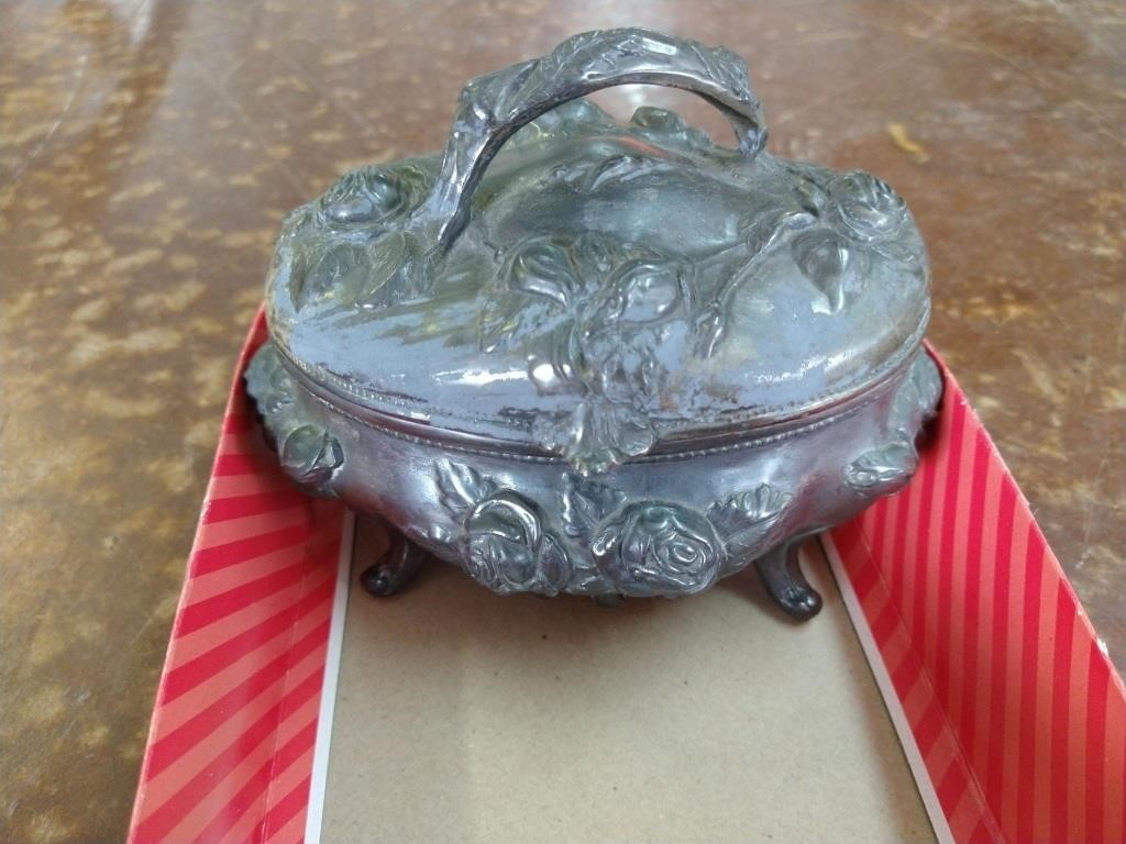 Online Auction - Antique Mall (Montgomery, IN)