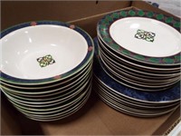 Pfaltzgraff Bowls, Plates (25+)