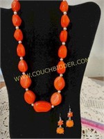 Chunky necklace and earring set