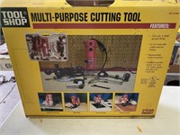 Multi-purpose cutting tool