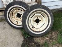 Pair of tires and rims