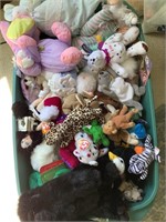 Large lot of Ty Beanie Babies and stuffed animals