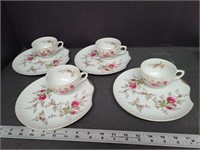 4 Rose Pattern Lunch Plates & Cups