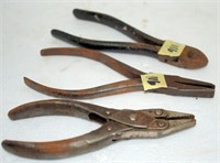 2 small pliers and and side cutter