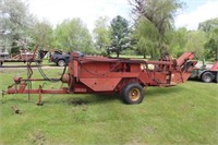 New Holland 315 Hay Baler