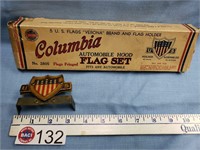 COLUMBIA AUTOMOBILE HOOD FLAG HOLDER (NO FLAGS)