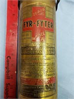 FYR-FYTER ANTIQUE FIRE EXTINGUISHER