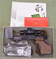 Hammerli Model 208 s Match Pistol