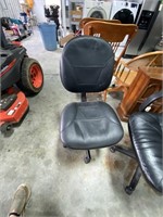 Black Adjustable Office Chair on Wheels-No Arms