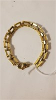 Gold Plated Bracelet 8"L Clasp is broken