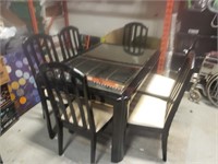 DINING ROOM TABLE & CHAIRS
