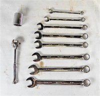WRENCH TOOLS Closed / Open