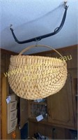 Hand woven split oak egg basket with hanger