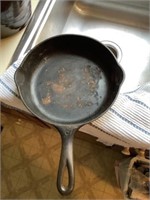 Wagner Cast Iron Number 6 Frying Pan