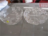 2 Glass Serving Bowls 8 1/2" Each