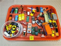 Tray of HO & Other Train Display Cars
