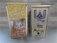 LITTLE CHIEF ELECTRIC SMOKER /1' W X 2' H