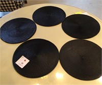 lot of 5 14" round placemats black color cloth
