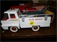 Structo Tow Truck