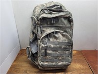 US Army Camo Duffle Bag - Back Pack 21inHx