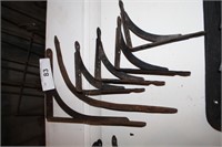 6 ANTIQUE SHELF BRACKETS