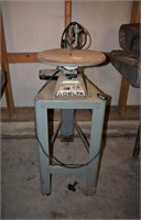 Delta Scroll Saw on Stand, m/n 40-601