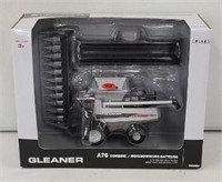 Gleaner A76 Combine 1/64 NIB