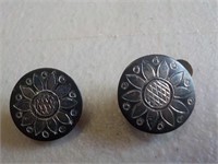 Pair of Victorian clip earrings