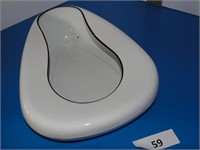 Enamel Bed Pan 12"