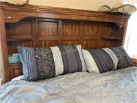 King Size Bed w/ Mattresses & Bedding