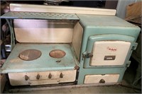 AGE Hotpoint Tri speed enamel oven