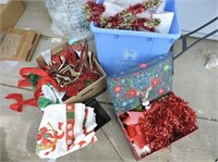 Quantity Christmas Decorations
