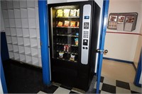 USI Model 3504 Digital Snack Vending Machine