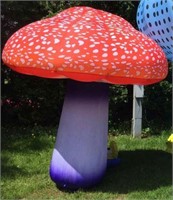 MUSHROOM INFLATABLE- RED WITH WHITE SPOTS