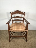 Armchair - Cadeira de Braços