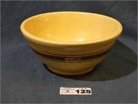 Yellow Ware Banded Mixing Bowl - 9.5" Wide