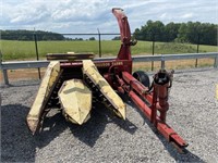 New Holland 890 2 Row Silage Chopper