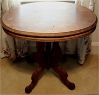 Victorian walnut oval parlor table