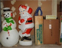 Christmas lot: Figural snowman and santa lighted