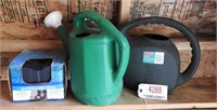 Rubbermaid watering can, plastic watering can