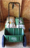 Scotts Accu-Green Lawn Spreader with several