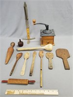 Country Lot: Kitchenware, Coffee Grinder & More